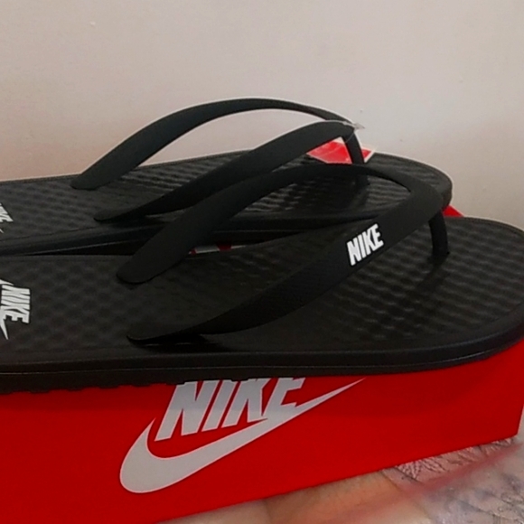 Nike Other - Nike Flip Flop